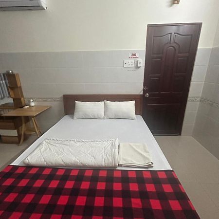 Hotel Anh Tuan Bac Lieu Esterno foto